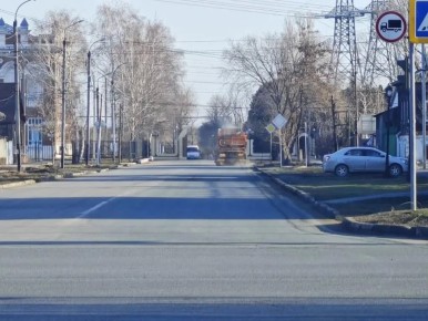 Специалисты «Комбината благоустройства» наводят порядок на улицах Балаково