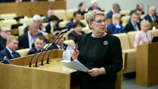 Новые идеи в образовании: платное обучение и учителя с судимостью