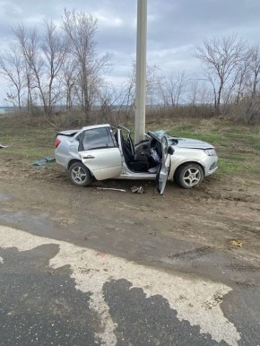 Полицейские устанавливают обстоятельства смертельного ДТП в Саратове