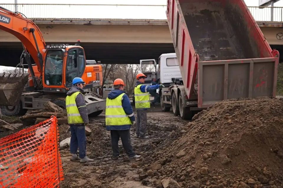 � �������� ���������� ������ �� ������ 70-������� ������������ �� ����� �����������