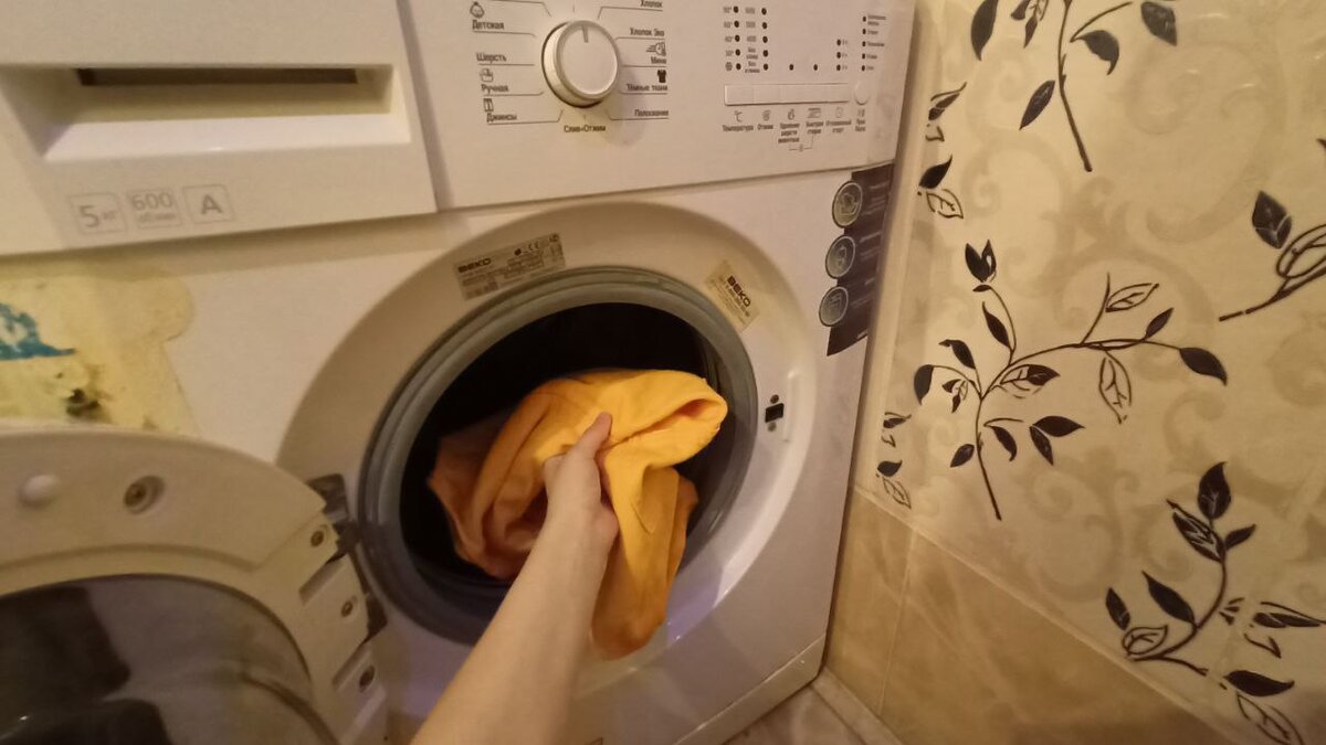 Почему вещи в машинке перестали отстирываться: важные советы по использованию лотков