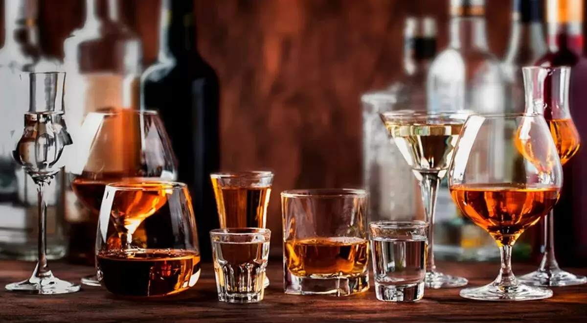 Почему алкоголь может быть опаснее сахара: разбираемся в калориях