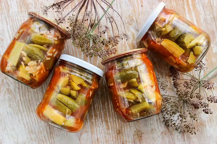 Кабачковая феерия: хрустящие огурцы в томатном соусе на зиму