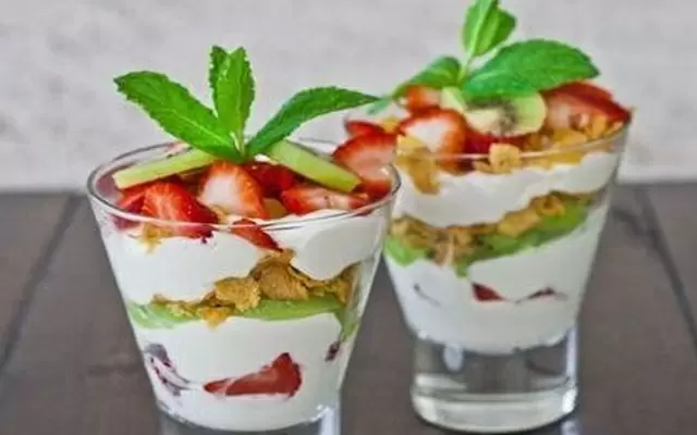 Незабываемые фруктовые салаты для любого случая