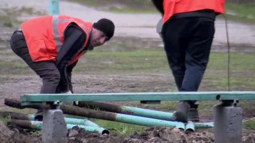 В рамках объезда посетил Городской парк, где сегодня начались работы по благоустройству общественной территории