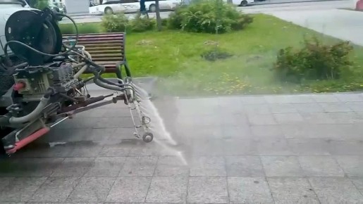 Продолжаются работы по благоустройству