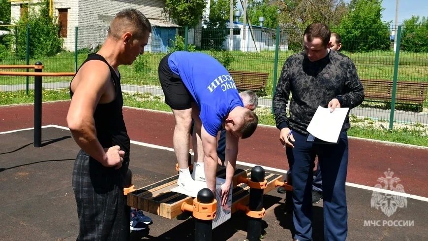 Аткарские пожарные выполнили нормативы ГТО Аткарские пожарные выполнили нормативы ГТО