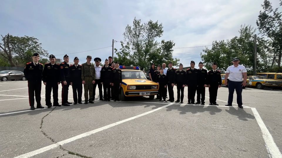 Сотрудники городской Госавтоинспекции продолжают проводить тематические мероприятия в преддверии 90-го юбилея службы Сотрудники городской Госавтоинспекции продолжают проводить тематические мероприятия в преддверии 90-го юбилея службы