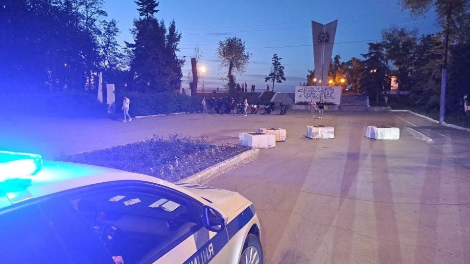 В Энгельсе полиция провела очередной ночной рейд по мототранспорту В Энгельсе полиция провела очередной ночной рейд по мототранспорту