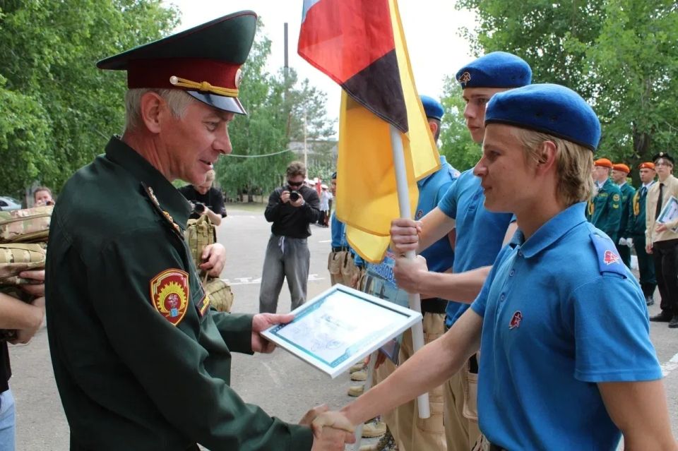 Отряд «Расковцы» бронзовые призеры регионального этапа Всероссийской военнопатриотической игры «Зарница 2.0» Отряд «Расковцы» бронзовые призеры регионального этапа Всероссийской военнопатриотической игры «Зарница 2.0»