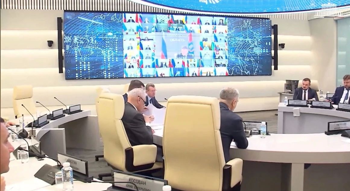 Роман Бусаргин: Старт уборочной кампании стал ключевой темой совещания при заместителе Председателя Правительства РФ Дмитрии Патрушеве Роман Бусаргин: Старт уборочной кампании стал ключевой темой совещания при заместителе Председателя Правительства РФ Дмитрии Патрушеве