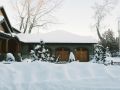 Газон под снегом: как сохранить здоровье вашей лужайки
