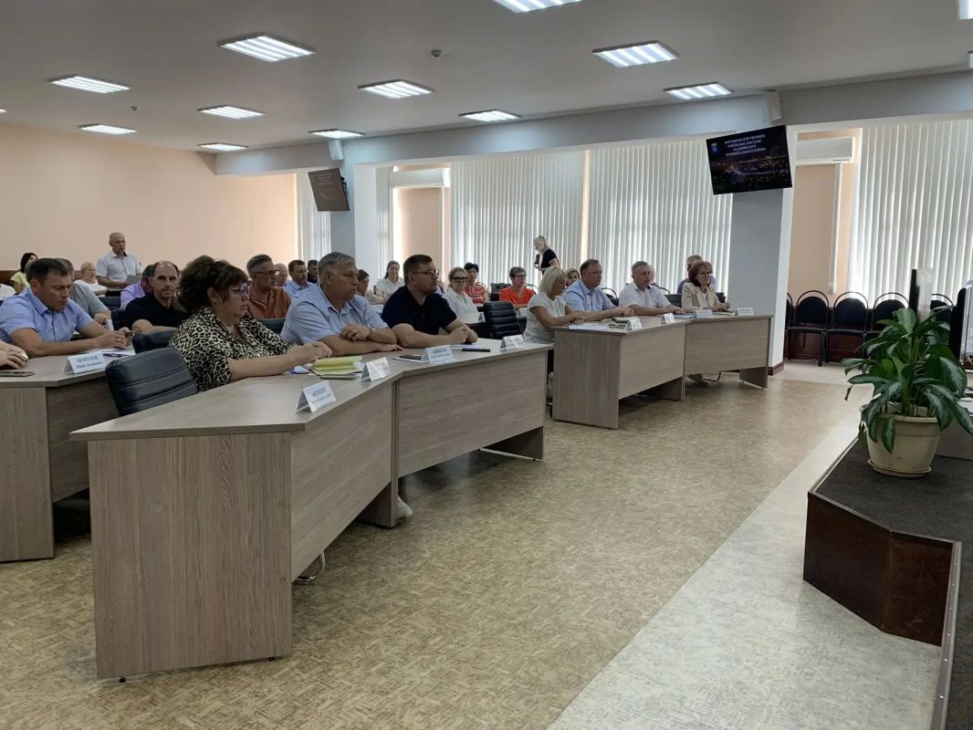 Сегодня провели постоянно действующее совещание Сегодня провели постоянно действующее совещание