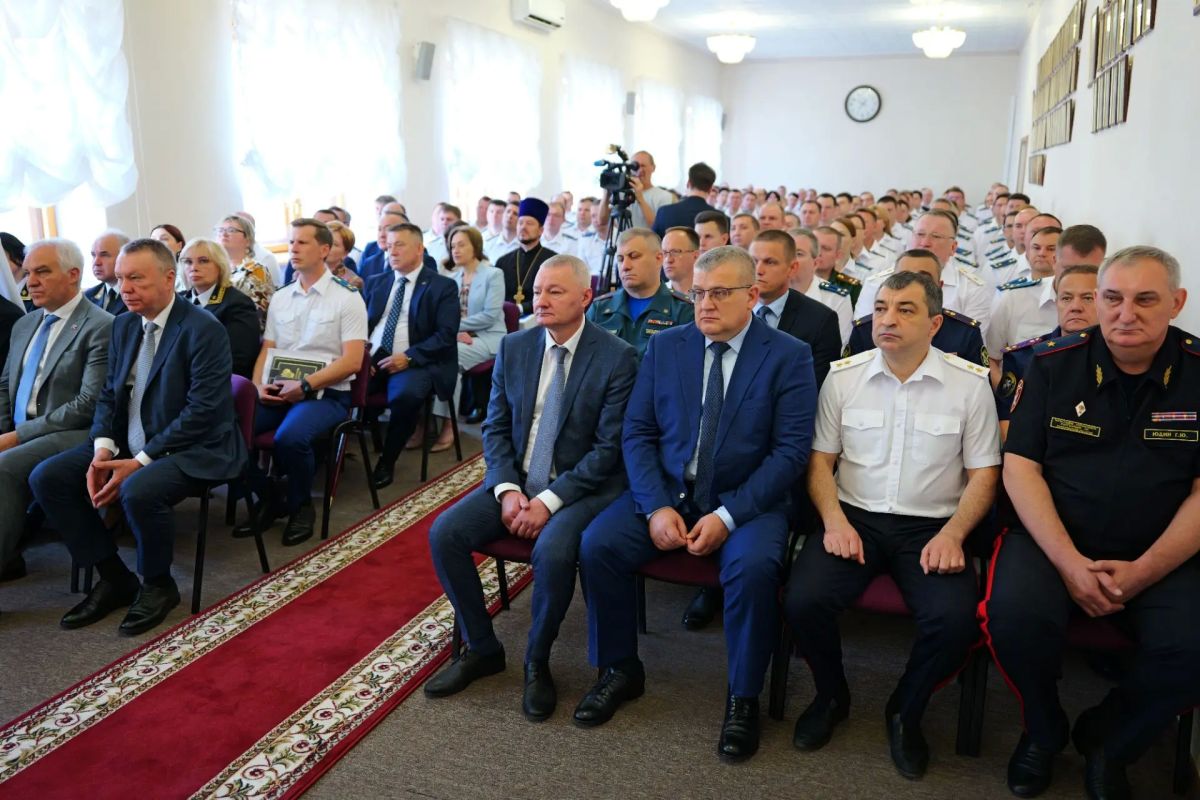 Заместитель Генерального прокурора Российской Федерации представил нового прокурора Саратовской области Заместитель Генерального прокурора Российской Федерации представил нового прокурора Саратовской области