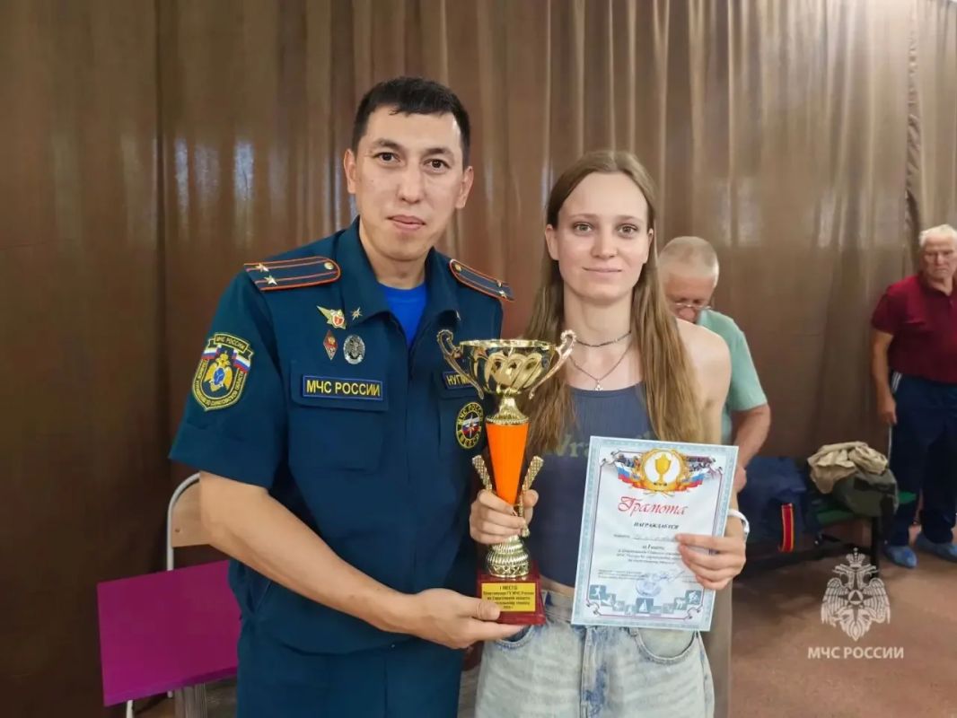Теннисный турнир. В Энгельсе прошли соревнования по настольному теннису в рамках Спартакиады Главного управления МЧС России Теннисный турнир. В Энгельсе прошли соревнования по настольному теннису в рамках Спартакиады Главного управления МЧС России