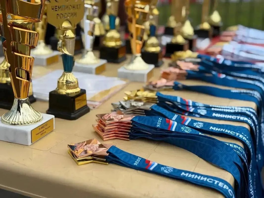 Саратовские спортсмены поднялись на пьедестал на Чемпионате и Первенстве России по морскому многоборью