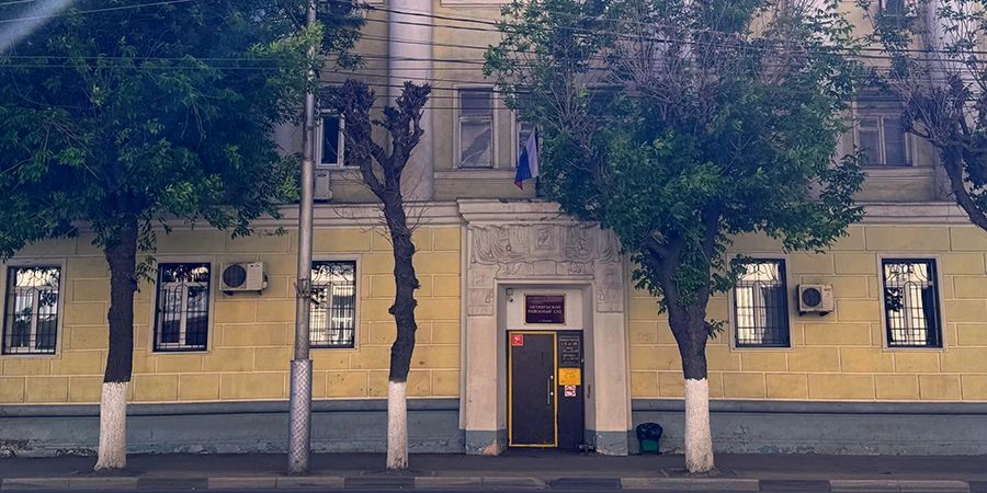 Экс-зампред саратовского правительства останется под стражей еще на два месяца