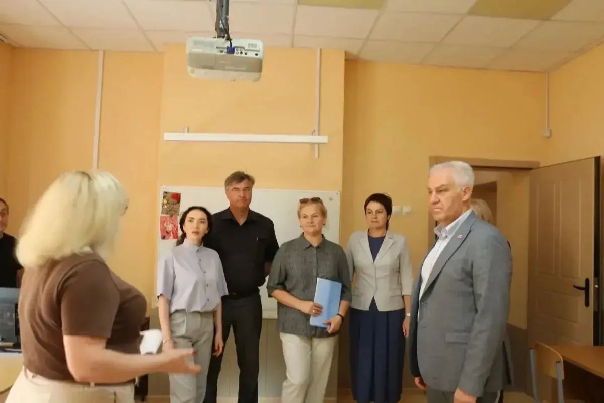 Депутаты проверили, как ведется реализация региональных программ в учреждениях социальной сферы Энгельса