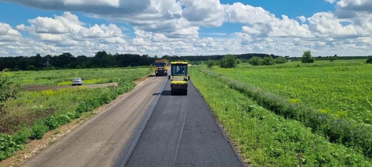 В Саратовской области обновляют 16 автоподъездов В Саратовской области обновляют 16 автоподъездов