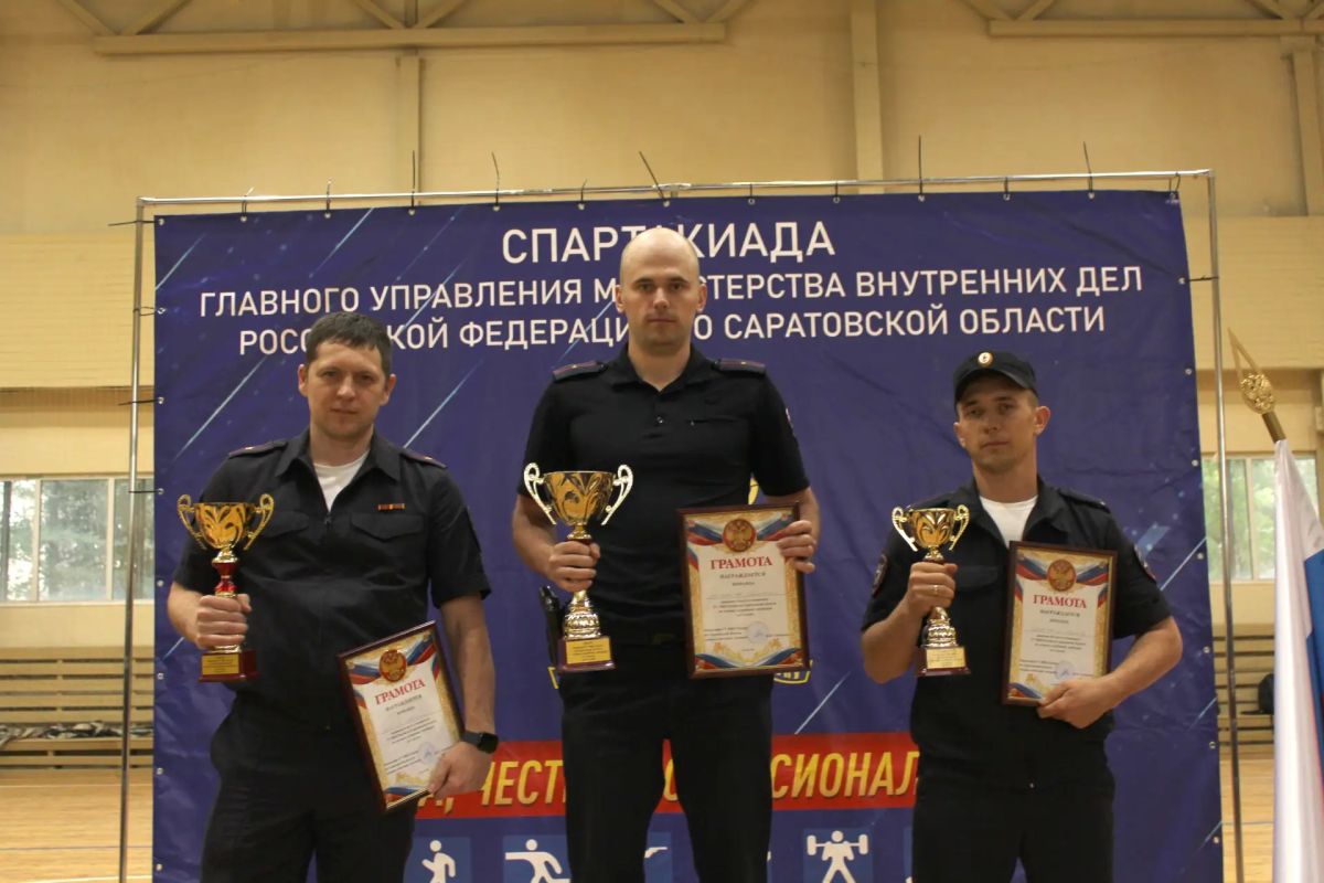 В ГУ МВД России по Саратовской области завершился чемпионат по летнему служебному двоеборью В ГУ МВД России по Саратовской области завершился чемпионат по летнему служебному двоеборью