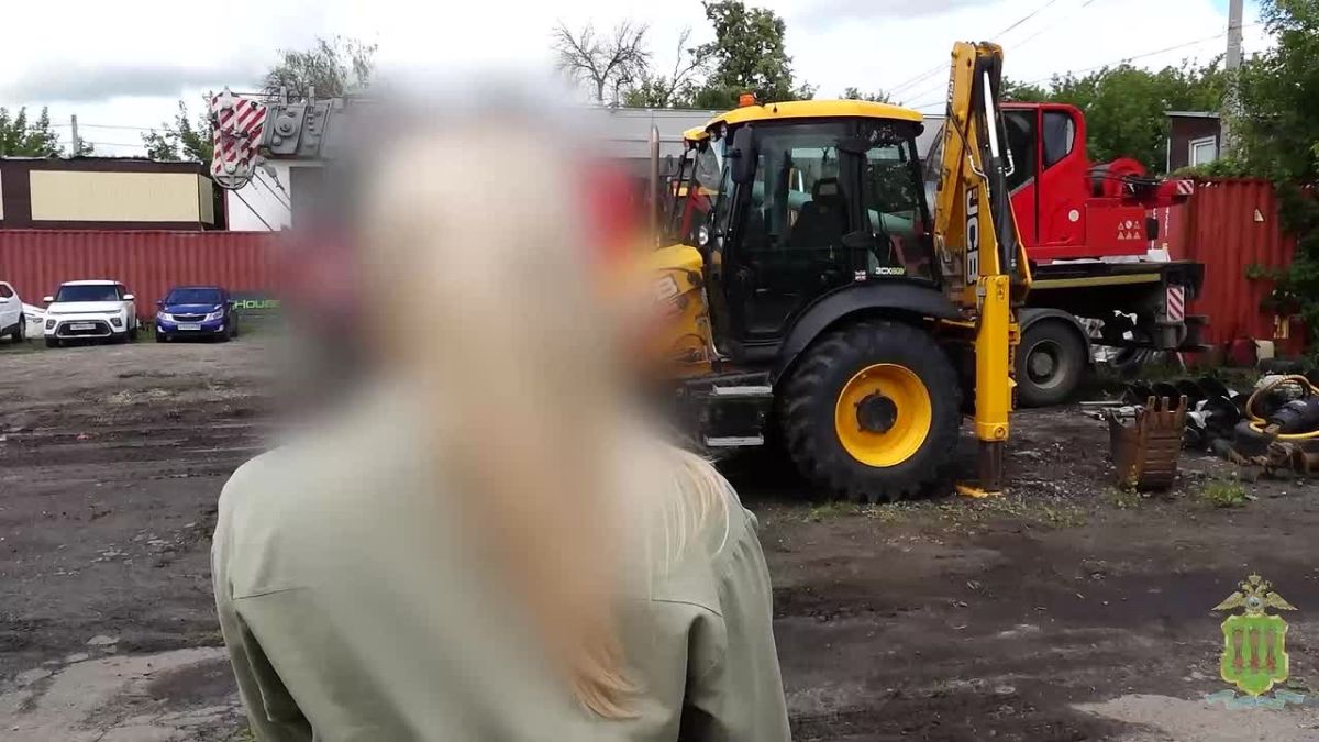 Пензенские полицейские раскрыли мошенническую схему хищения спецтехники при участии лжесиловика