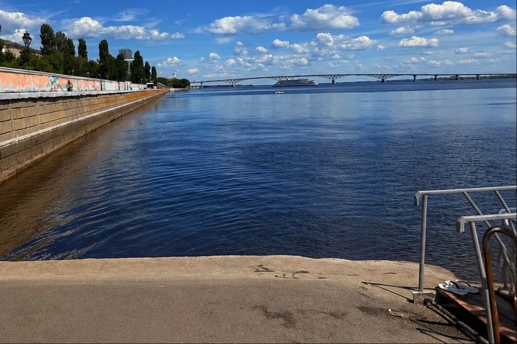 У воды важно соблюдать правила безопасности У воды важно соблюдать правила безопасности