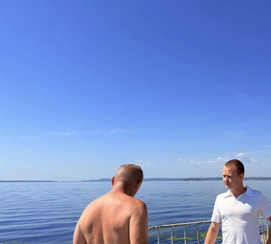 У воды важно соблюдать правила безопасности У воды важно соблюдать правила безопасности