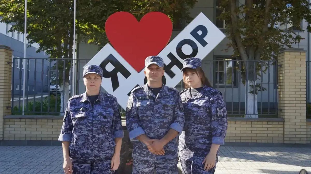 В Саратове росгвардейцы в очередной раз пополнили банк донорской крови, приняв участие в акции «От сердца к сердцу» В Саратове росгвардейцы в очередной раз пополнили банк донорской крови, приняв участие в акции «От сердца к сердцу»