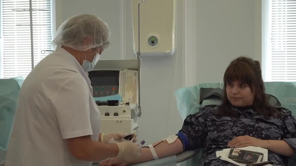 В Саратове росгвардейцы в очередной раз пополнили банк донорской крови, приняв участие в акции «От сердца к сердцу»
