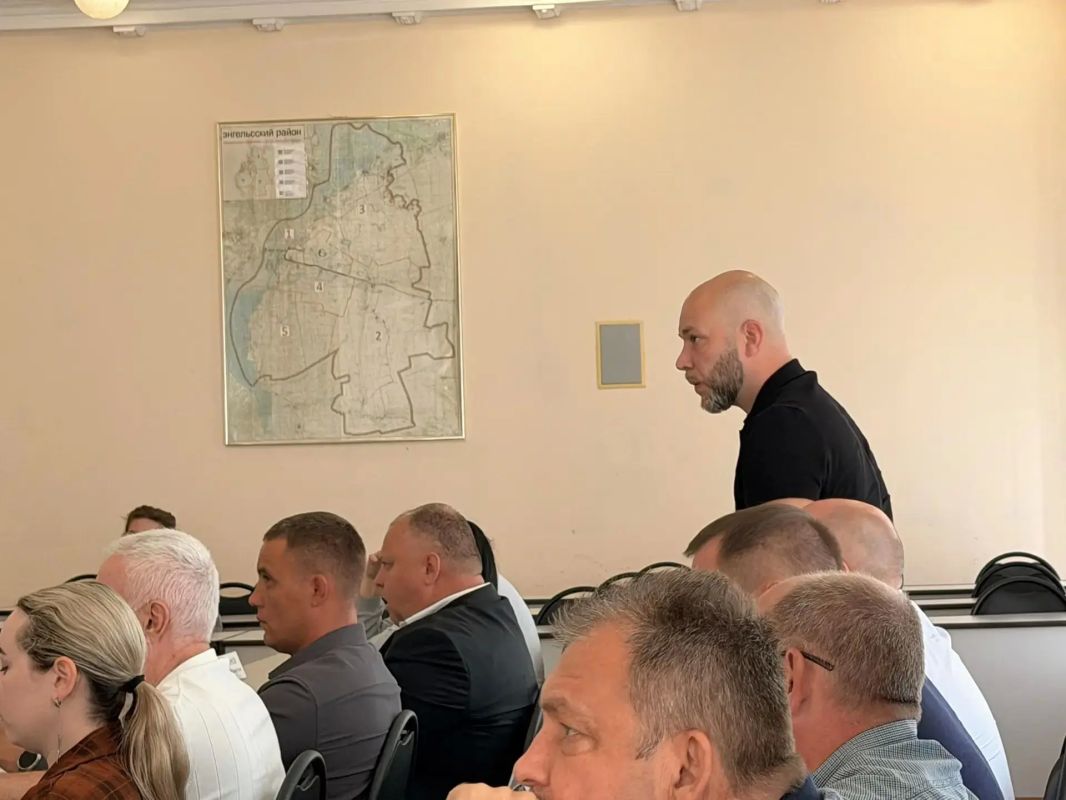 Вопрос озеленения городских территорий в осенний период обсудили на еженедельном штабе по благоустройству Вопрос озеленения городских территорий в осенний период обсудили на еженедельном штабе по благоустройству