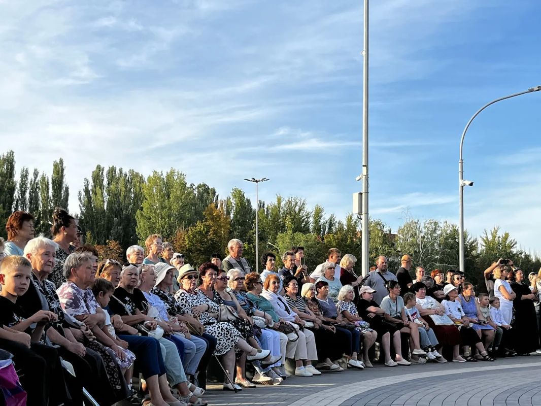 В центральном парке Балаково прошел праздничный концерт ко Дню города В центральном парке Балаково прошел праздничный концерт ко Дню города