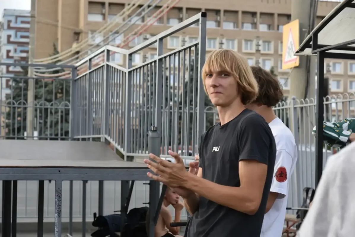 Балаковские райдеры устроили шоу в честь Дня города Балаковские райдеры устроили шоу в честь Дня города