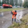 Комбинат благоустройства откачивает воду на улицах города и очищает ливнёвки
