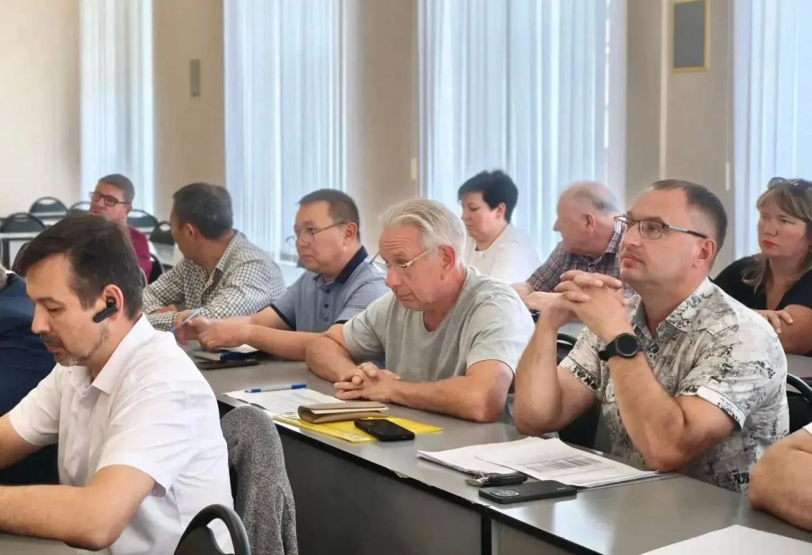 По поручению главы Энгельсского района Максима Леонова продолжается взаимодействие с ресурсоснабжающими организациями и управляющими компаниями по постановке общедомовых приборов учёта тепла на коммерческий учёт По поручению главы Энгельсского района Максима Леонова продолжается взаимодействие с ресурсоснабжающими организациями и управляющими компаниями по постановке общедомовых приборов учёта тепла на коммерческий учёт