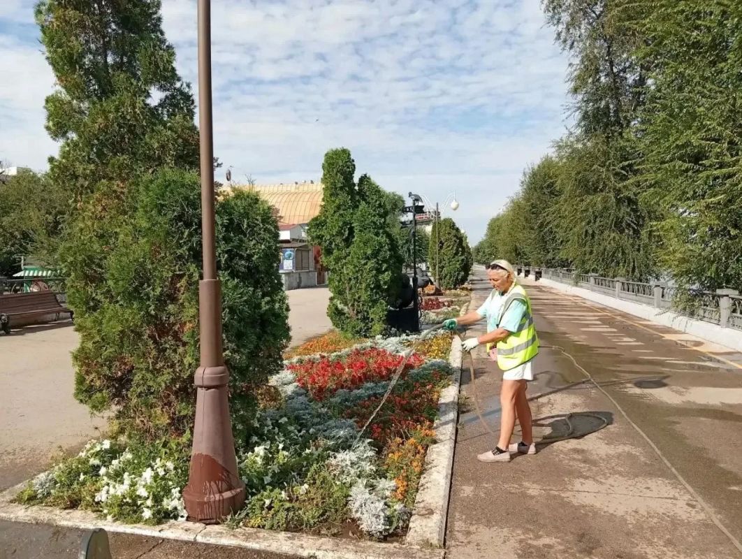На штабе по благоустройству рассмотрели вопросы осеннего содержания городских территорий, подвели итоги прошедшей недели и определили планы на ближайший период На штабе по благоустройству рассмотрели вопросы осеннего содержания городских территорий, подвели итоги прошедшей недели и определили планы на ближайший период