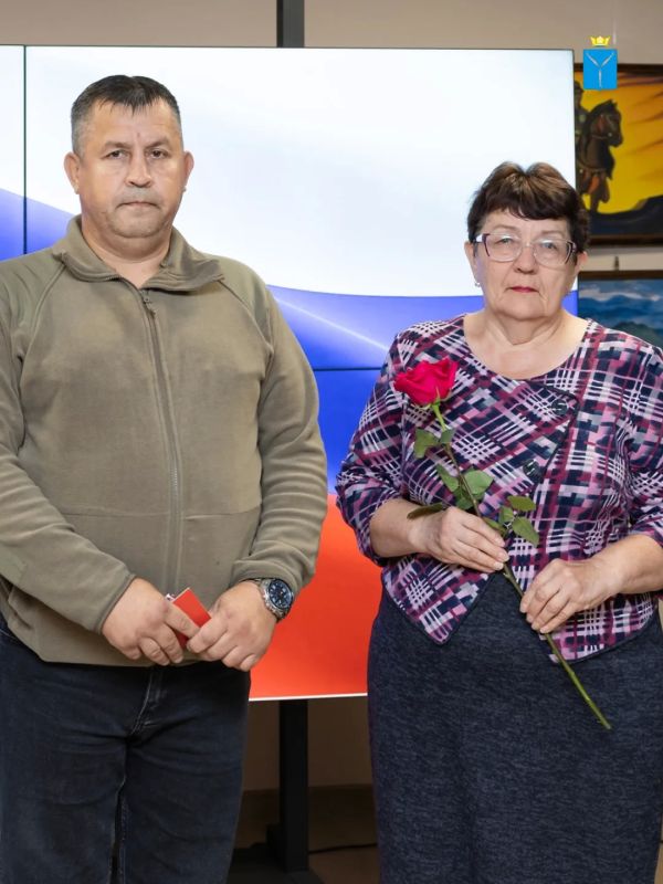 Рядовому Олегу Шитенкову вручили награду «Участник специальной военной операции» Рядовому Олегу Шитенкову вручили награду «Участник специальной военной операции»