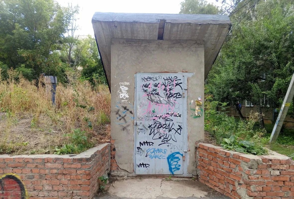 Специалисты управления муниципального контроля и административной практики ведут системную работу по пресечению нанесения несанкционированных надписей и граффити Специалисты управления муниципального контроля и административной практики ведут системную работу по пресечению нанесения несанкционированных надписей и граффити