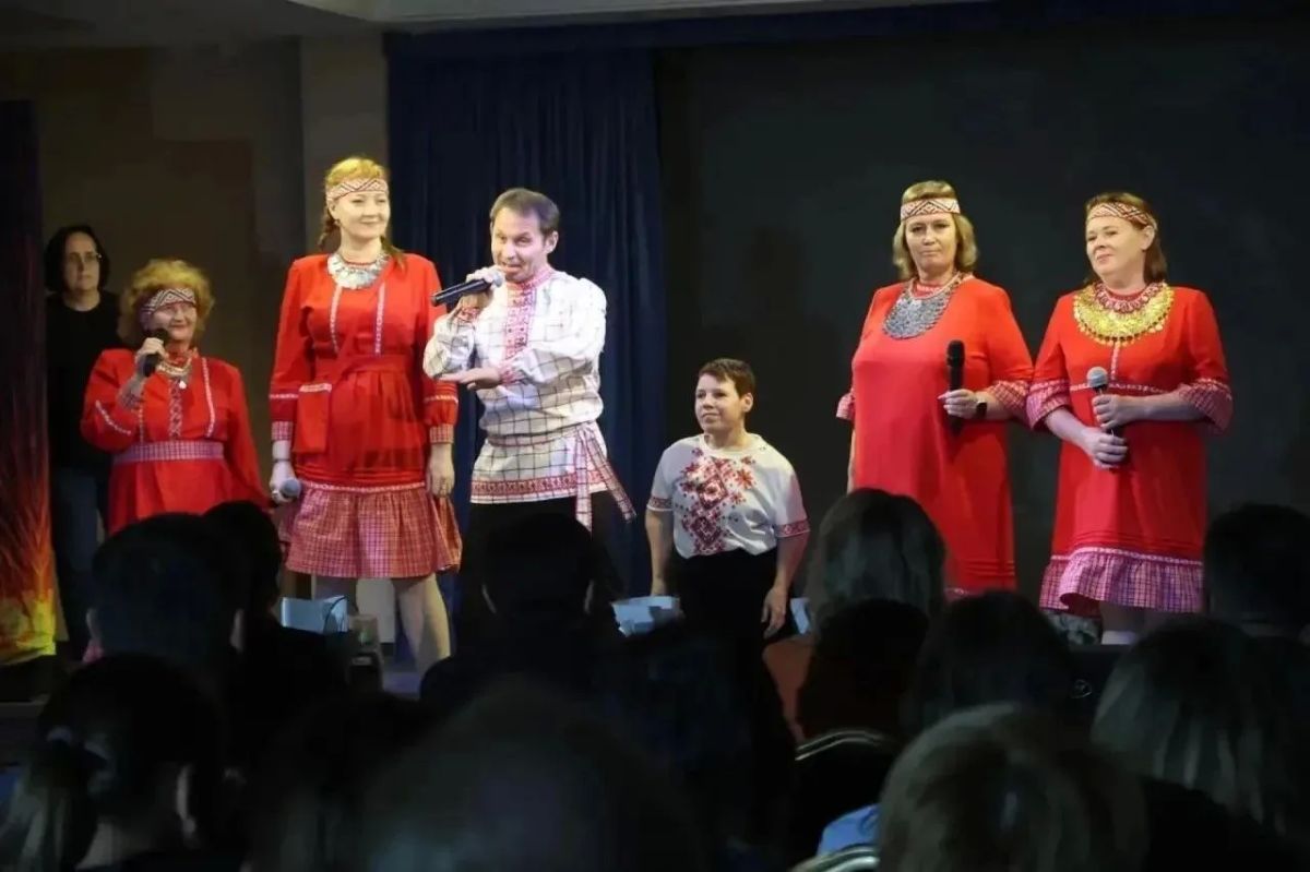 В Саратове КВНщики доказали: для настоящего творчества нет границ В Саратове КВНщики доказали: для настоящего творчества нет границ