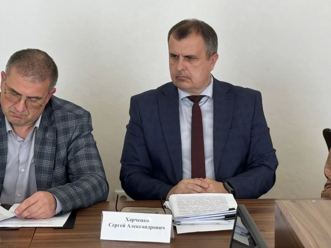 В прокуратуре Саратовской области обсудили результаты работы по обеспечению законности при реализации национальных проектов В прокуратуре Саратовской области обсудили результаты работы по обеспечению законности при реализации национальных проектов