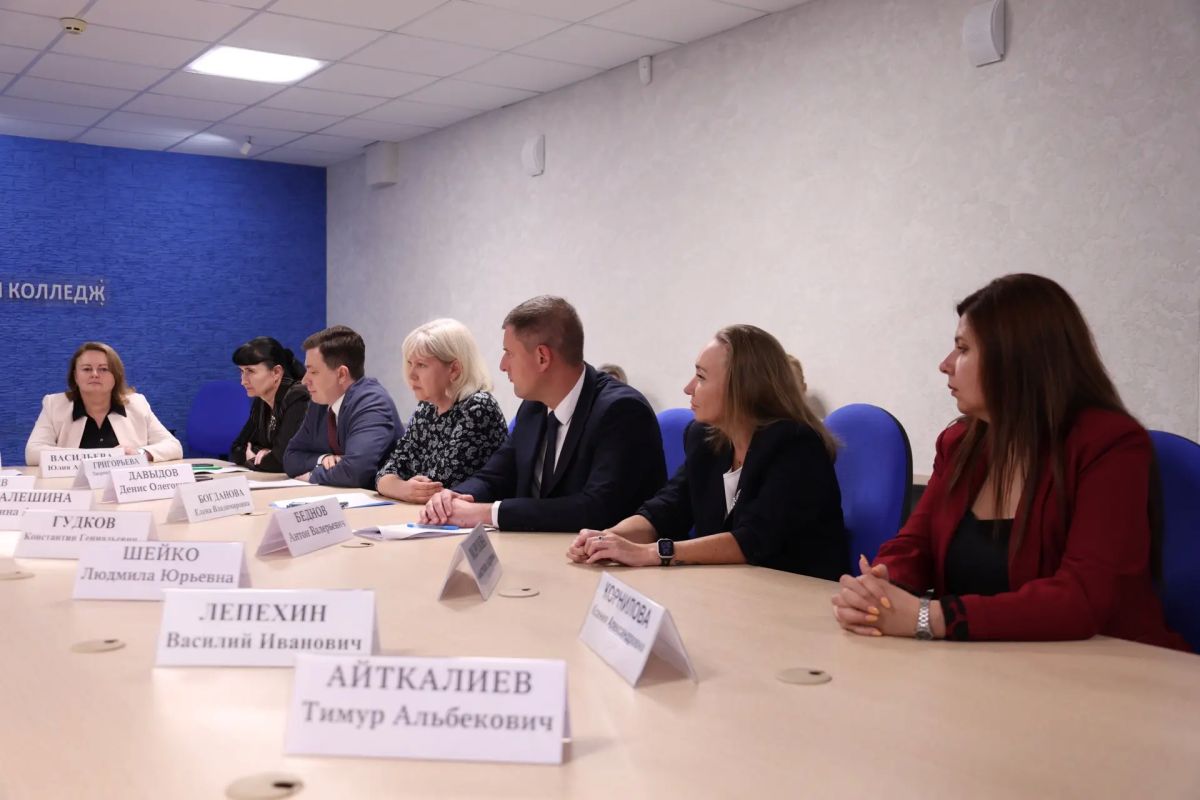 Прием студентов с ограниченными возможностями здоровья (ОВЗ) и инвалидностью в колледжах Саратовской области вырос на 12% Прием студентов с ограниченными возможностями здоровья (ОВЗ) и инвалидностью в колледжах Саратовской области вырос на 12%