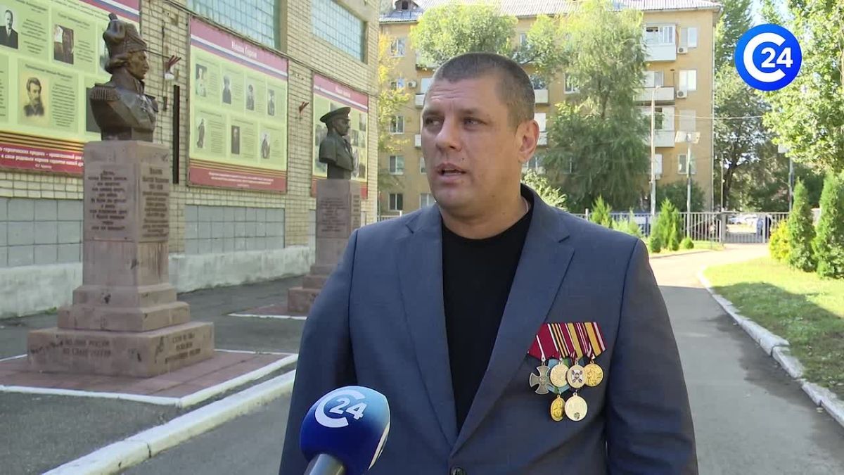 Молодежь и семьи с детьми пришли на участки в Заводском районе в первый день выборов