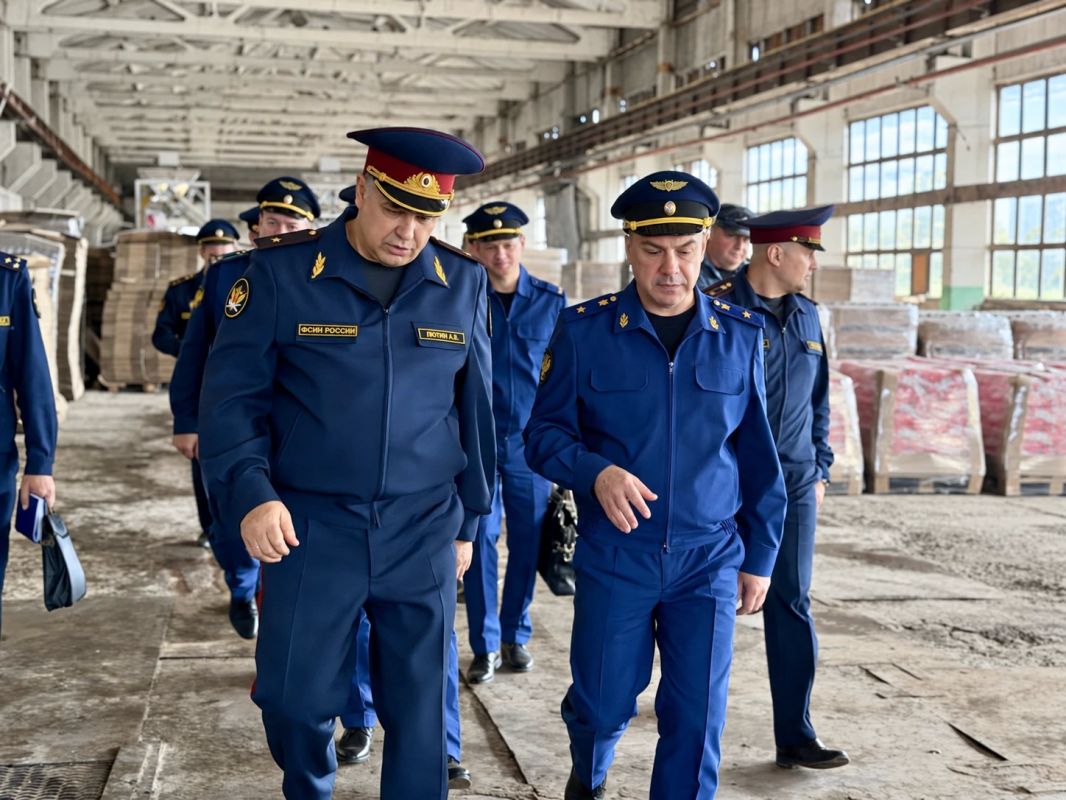 Прокурор Саратовской области Роман Пантелеев проверил состояние законности в исправительном учреждении Прокурор Саратовской области Роман Пантелеев проверил состояние законности в исправительном учреждении
