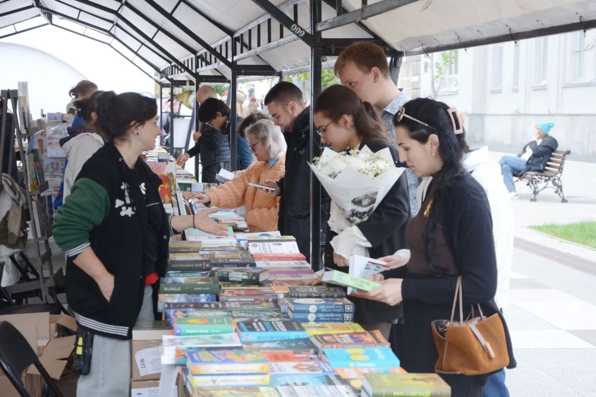 Приняла участие в открытии Международной книжной ярмаркифестиваля «Волжская волна 2026» на улице Волжская — и могу с уверенностью сказать: это событие, которое формирует культурную карту региона Приняла участие в открытии Международной книжной ярмаркифестиваля «Волжская волна 2026» на улице Волжская — и могу с уверенностью сказать: это событие, которое формирует культурную карту региона