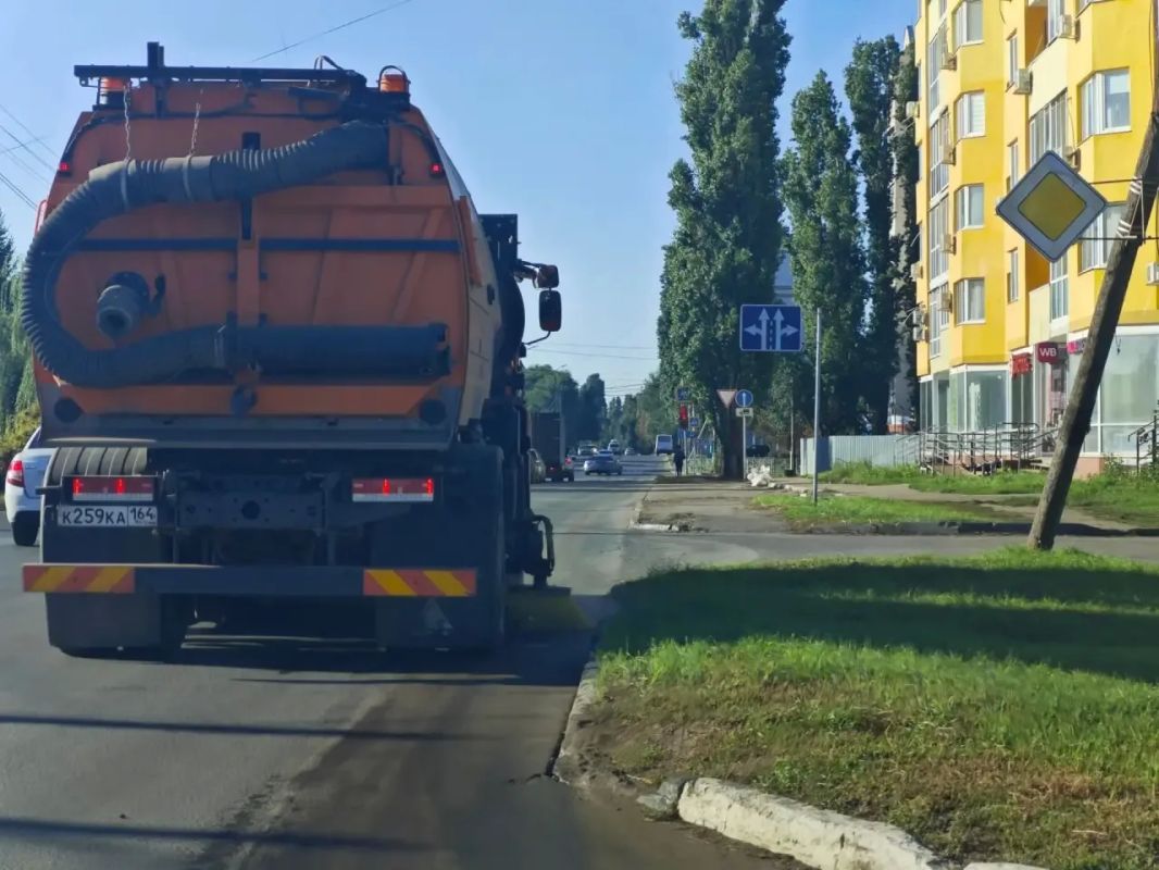 Покос, полив, нанесение разметки Покос, полив, нанесение разметки