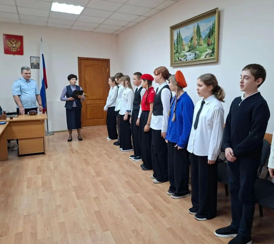 Первый паспорт — важный шаг в большую жизнь! Первый паспорт — важный шаг в большую жизнь!