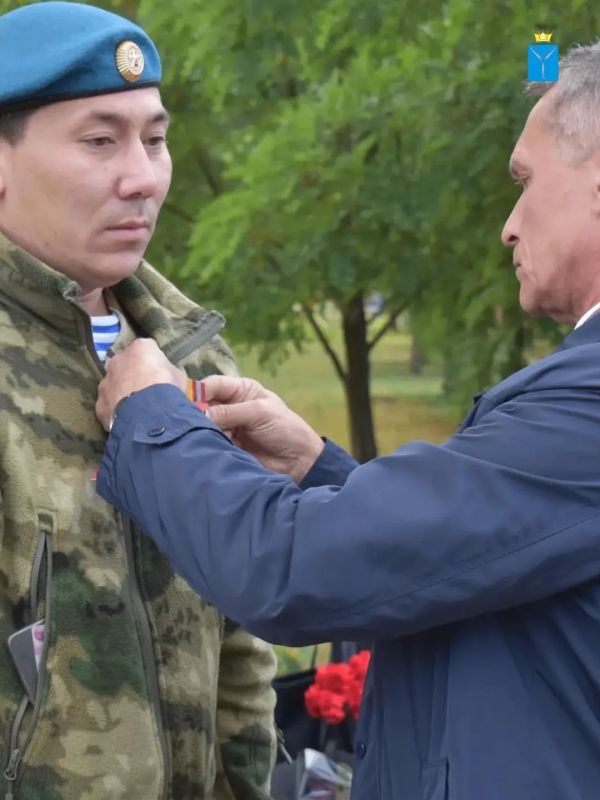 В парке «Народный» Новоузенска открыли мемориал участникам специальной военной операции В парке «Народный» Новоузенска открыли мемориал участникам специальной военной операции