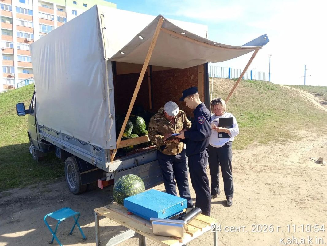 По поручению главы Энгельсского района Максима Леонова специалисты управления муниципального контроля и административной практики продолжают борьбу с незаконной торговлей По поручению главы Энгельсского района Максима Леонова специалисты управления муниципального контроля и административной практики продолжают борьбу с незаконной торговлей