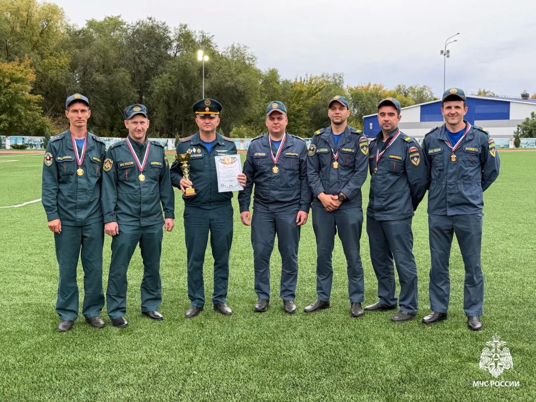 Выстрел, рев моторов и команда «Подавай воду»