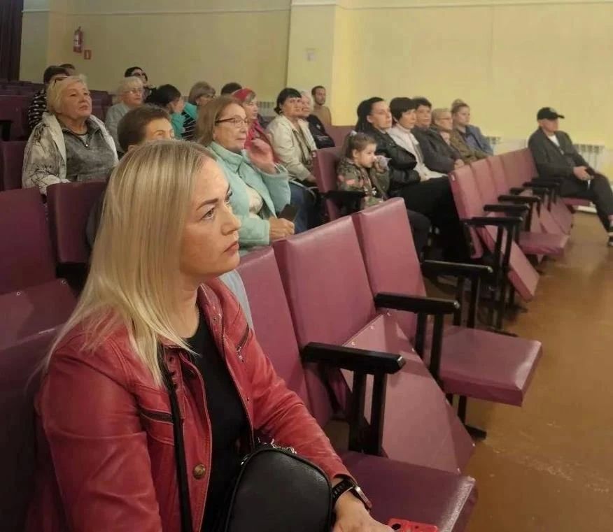 В Прибрежном обсудили программу развития посёлка на 2027–2029 годы В Прибрежном обсудили программу развития посёлка на 2027–2029 годы