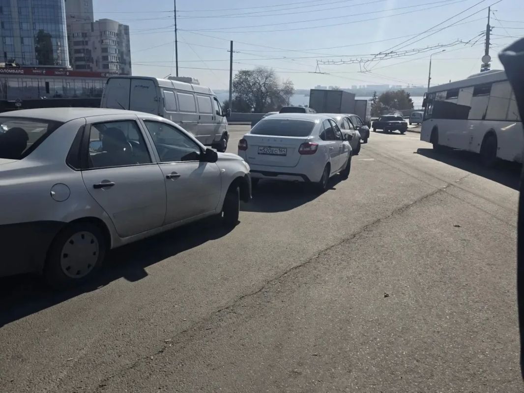 В Саратове специалисты проверили водителей такси В Саратове специалисты проверили водителей такси